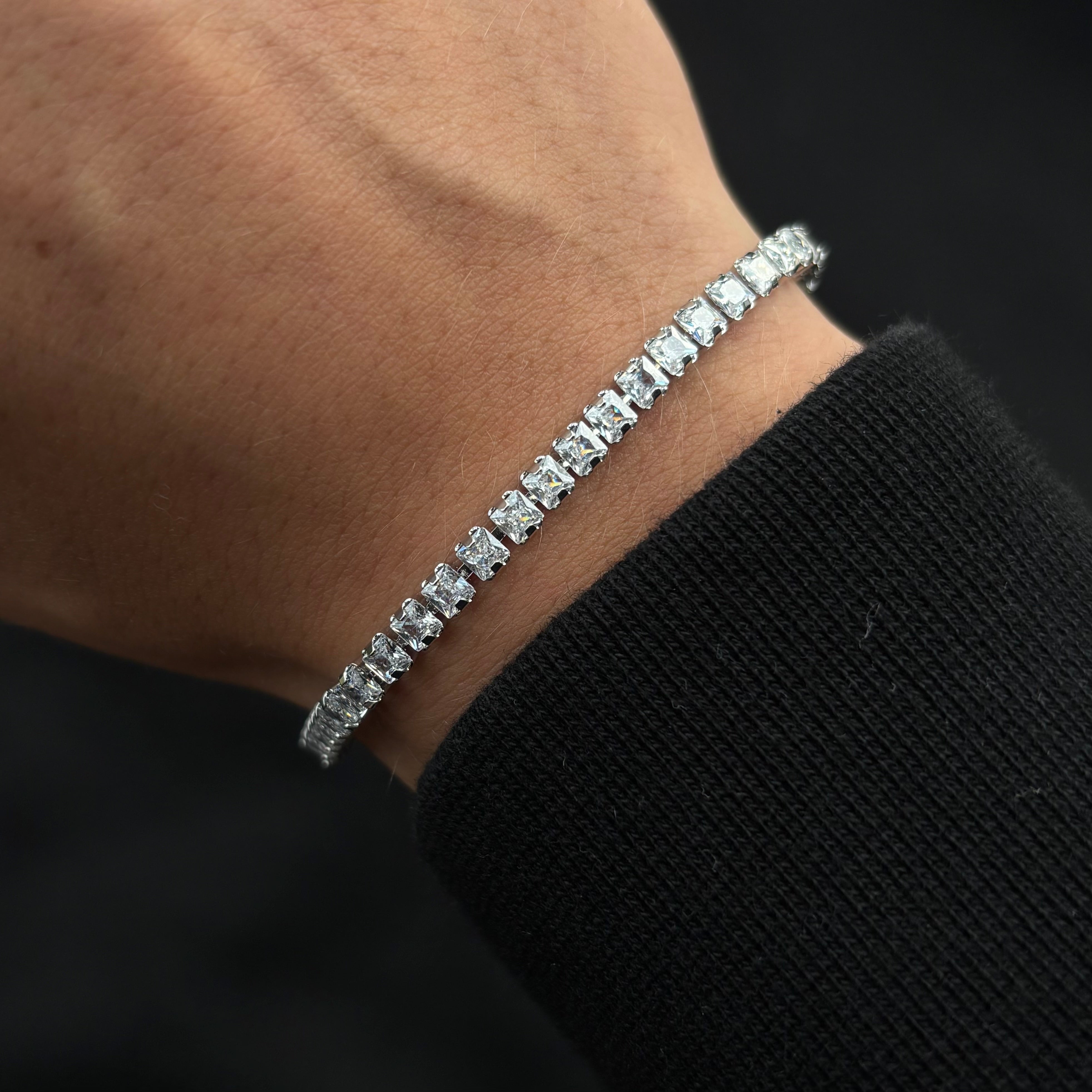 Petite Square Bracelet (Silver)