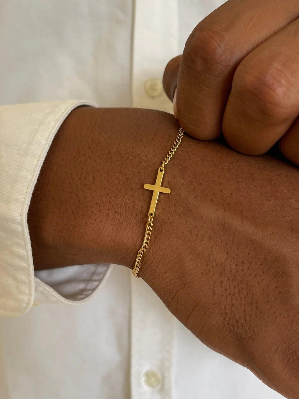 CROSS BRACELET (Gold)