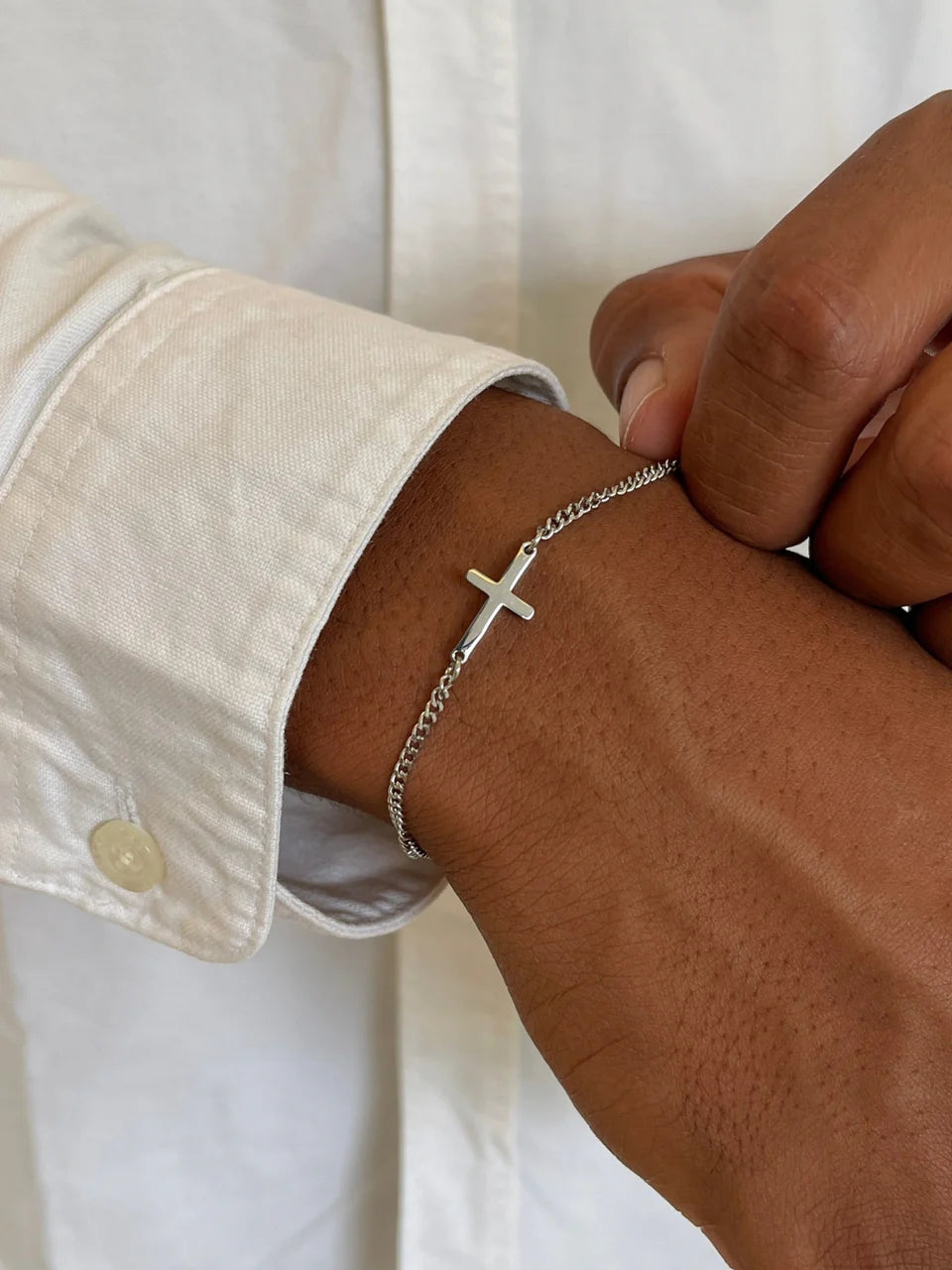 CROSS BRACELET (Silver)