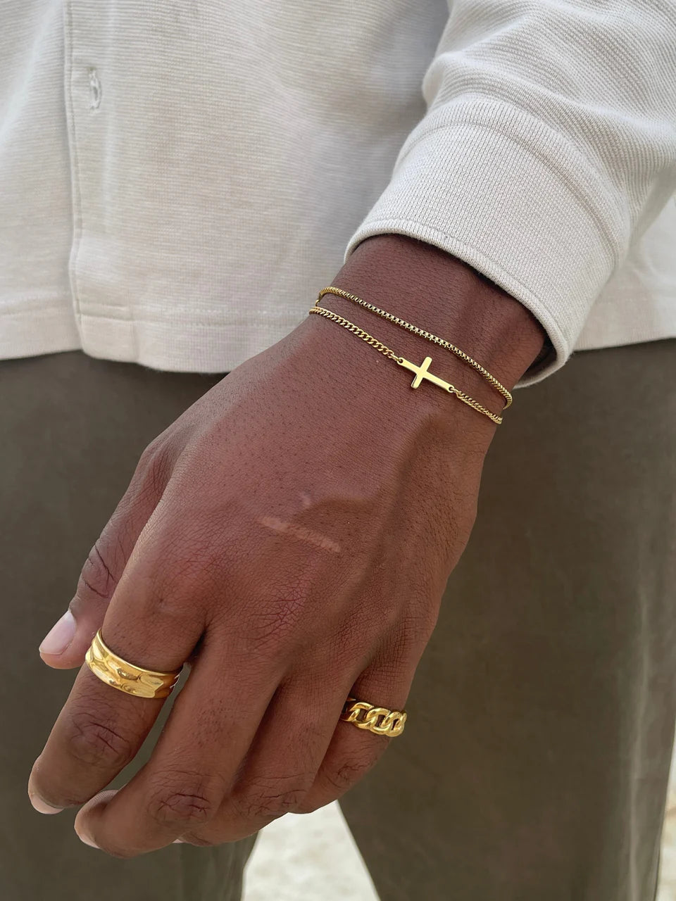 CROSS BRACELET (Gold)