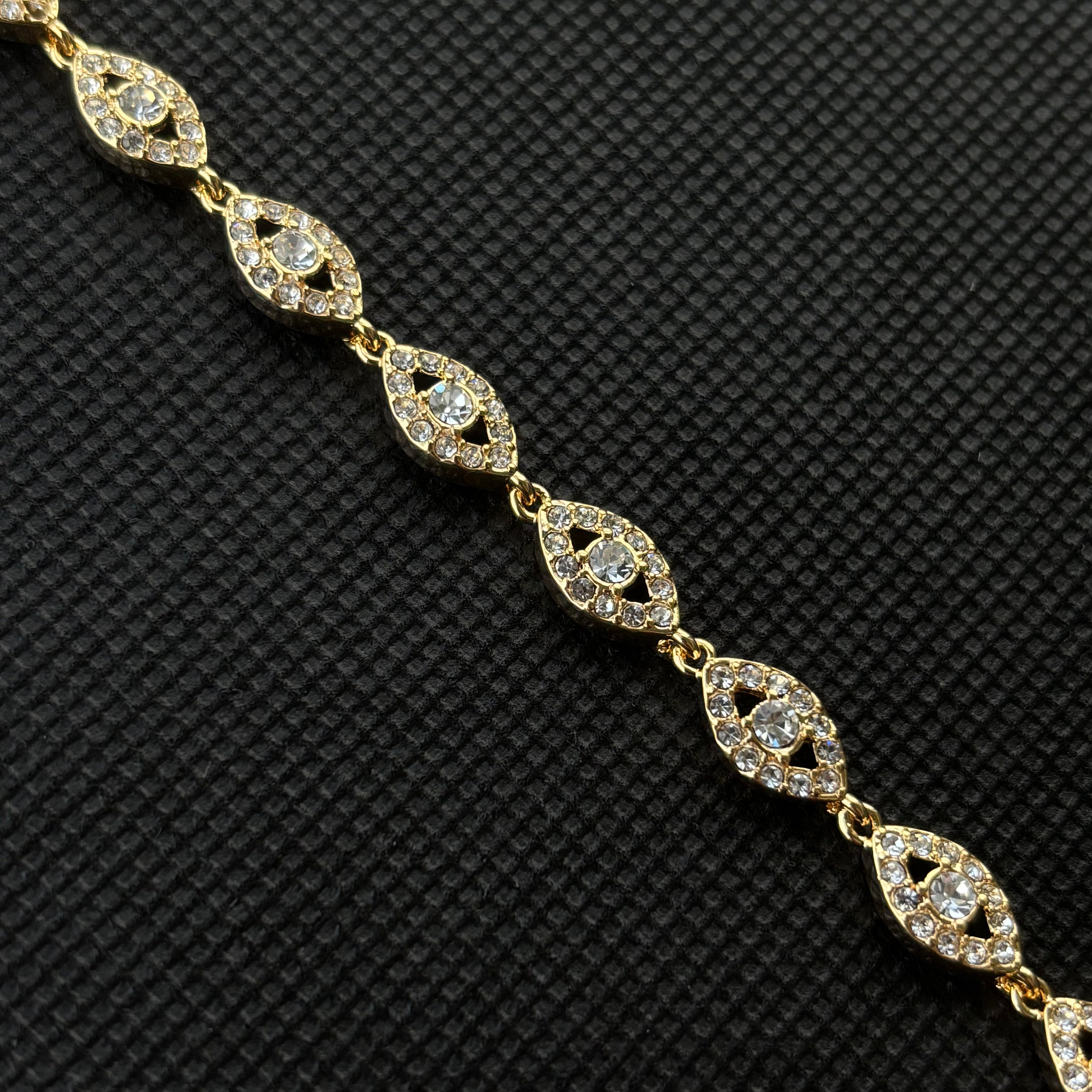 Pure Angel Eyes Bracelet (Gold)