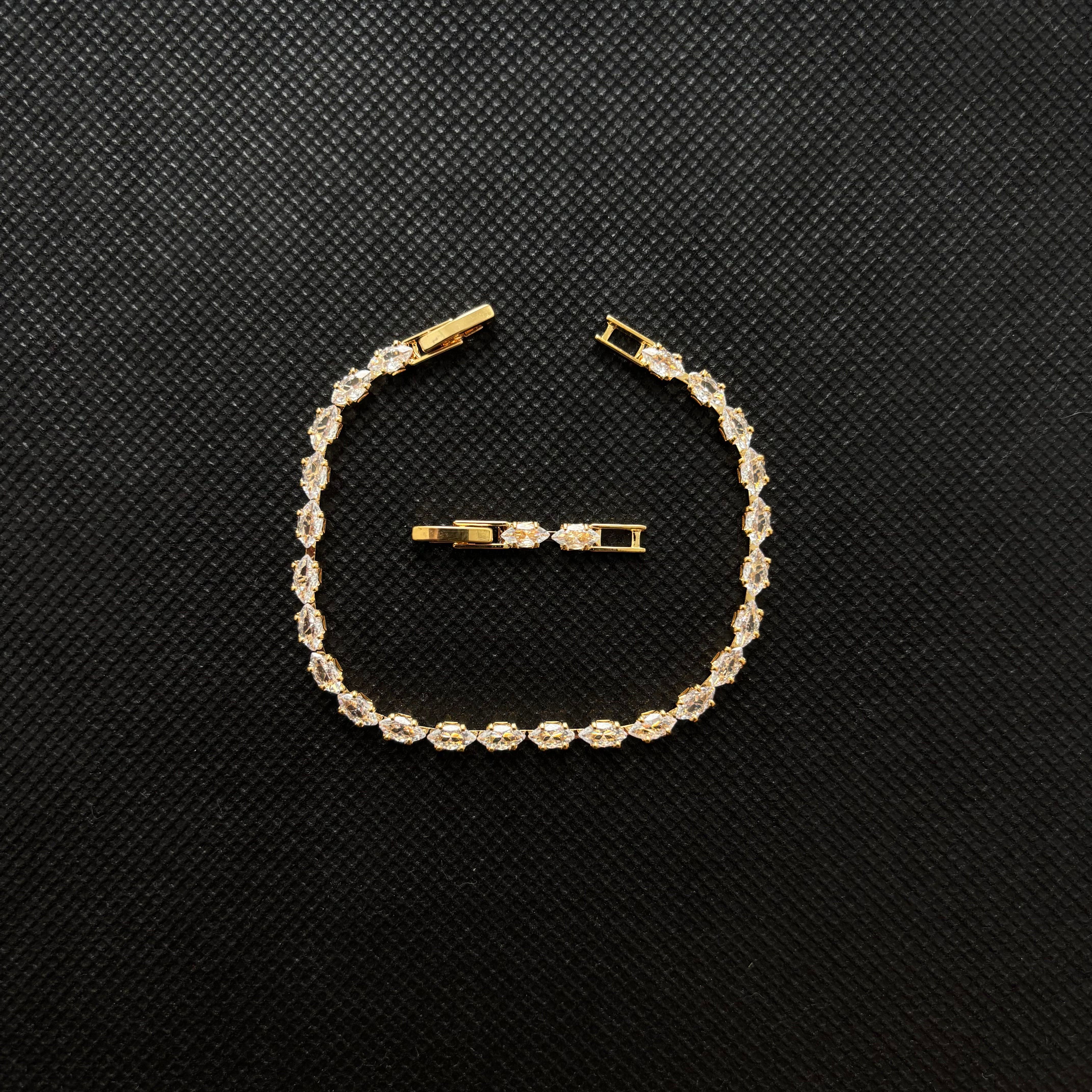 Lumière Crystal Bracelet (Gold)