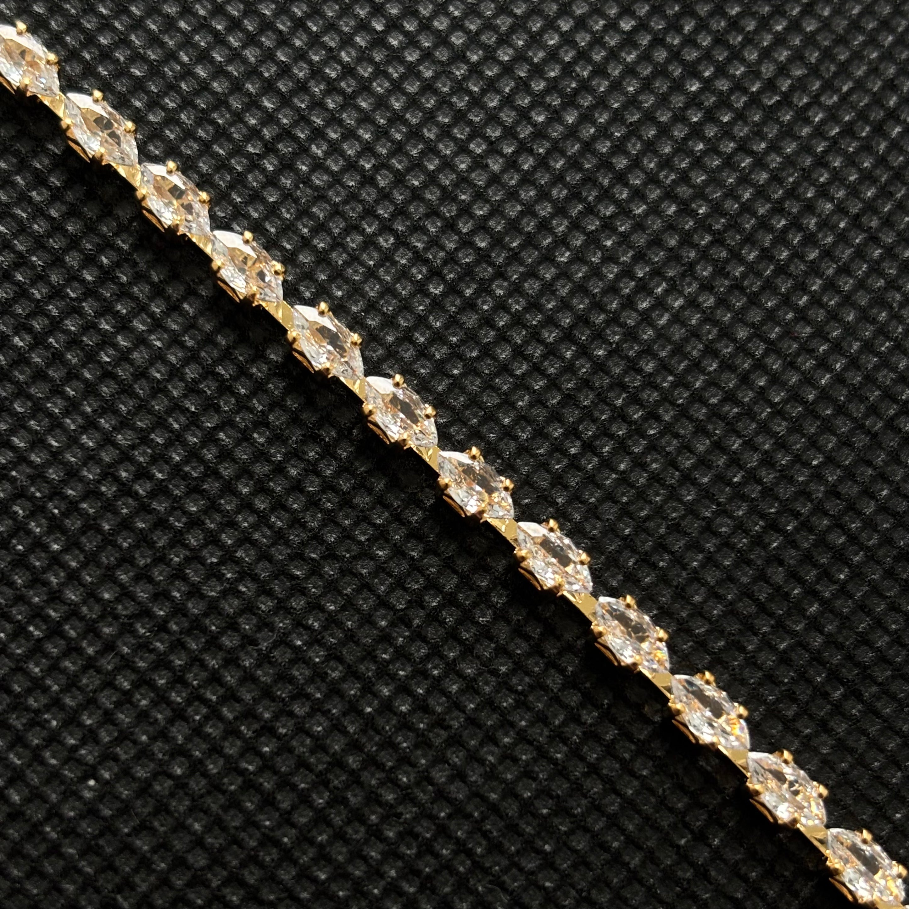 Lumière Crystal Bracelet (Gold)